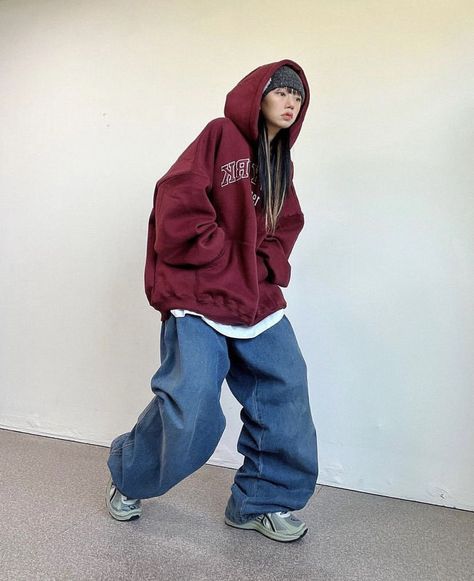 Baggy Hoody Outfits, Baggy Performance Outfit, Baggy Clothes Outfit Women Street Styles, Baggy Clothes Women, Baggy Clothes Outfit Women, Baggy Hoodie Outfit, Baggy Outfits Girl, Baggy Street Wear, Baggy Wear