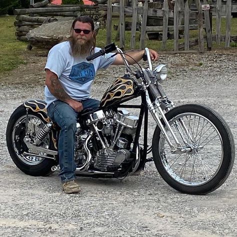 Harley Chopper Old School, Harley Bobber Old School, Nightster 1200, Panhead Bobber, Custom Triumph, Motorcycle Wiring, Sportster Chopper, Мотоциклы Harley Davidson, Motorcycle Ideas