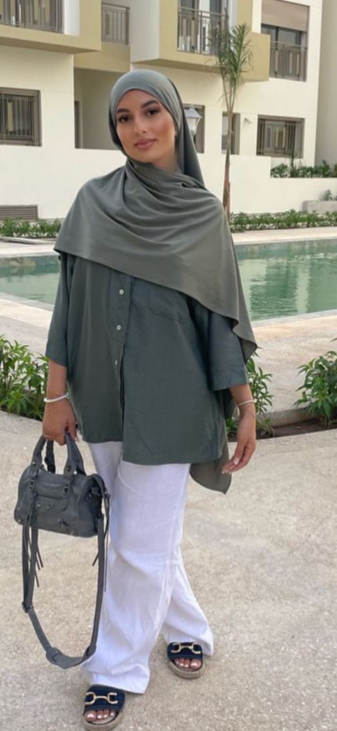 Hijabi Outfits Casual Summer, Summer Outfits Muslim, Hijabi Summer Outfits, Hijab Outfit Summer, Modest Spring Outfits, Modest Outfits Muslim, Outfit Modest, Hijab Fashion Summer, Estilo Hijab