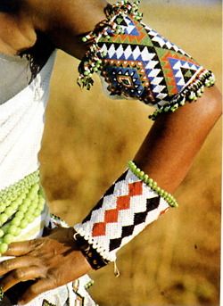 . Arm Wear, Look Festival, African Accessories, Arm Jewelry, Beaded Cuff, Maasai, African Beads, African Jewelry, African Culture