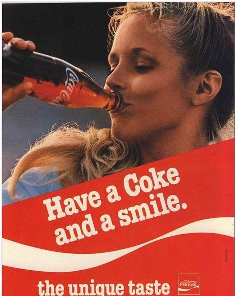 Soda Ads, Cocoa Cola, Vintage Coke, Coke Cans, Retro Graphics, Best Ads, Retro Ads, Smooth Operator, Coca Cola Vintage