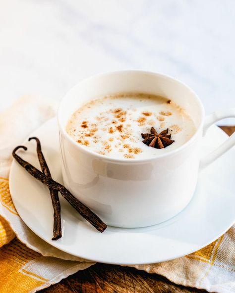 Coffee Shop Cozy, Vanilla Chai Latte, Vanilla Chai Tea, Best Fish Recipes, Vegetarian Thanksgiving Recipes, Fancy Tea, Chai Recipe, Vegan Thanksgiving Recipes, Chai Tea Latte