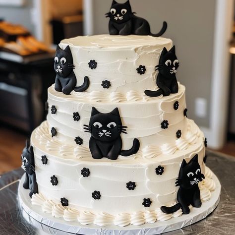 Cat Cake Ideas, Black Cat Cake, Kitten Cake, Cat Cakes, Cat Cake, 1st Bday, Tiered Cakes, Beautiful Cakes, Cake Ideas