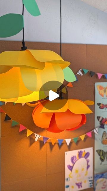 Diy Lanterns For Parade, Diy Flower Pendant Light, Floral Lamp, Flower Paper Lantern, How To Make Lanterns Diy, Flower Lamp Diy, Diy Paper Lanterns, Paper Lantern Cluster, Paper Lantern Arch Lamp