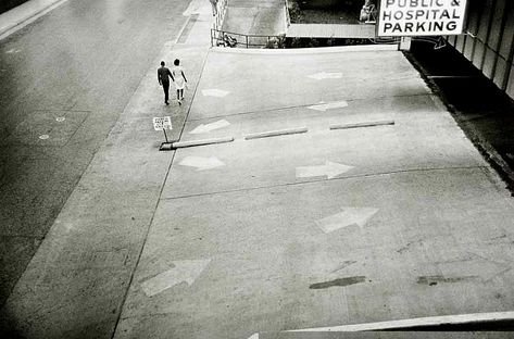 William Eggleston "Before Color" William Eggleston Black And White, Eggleston Photography, Film Developing, Chelsea Hotel, William Eggleston, Martin Parr, Animal Education, Silver Print, Come Undone