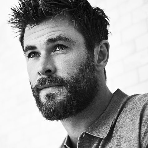 Chris Hemsworth for Hugo Boss. Chris Hemsworth Beard, Chris Hemsworth Hair, Snowwhite And The Huntsman, Hemsworth Brothers, Thor X Loki, Chris Hemsworth Thor, Australian Actors, People Magazine, Celebrity Art