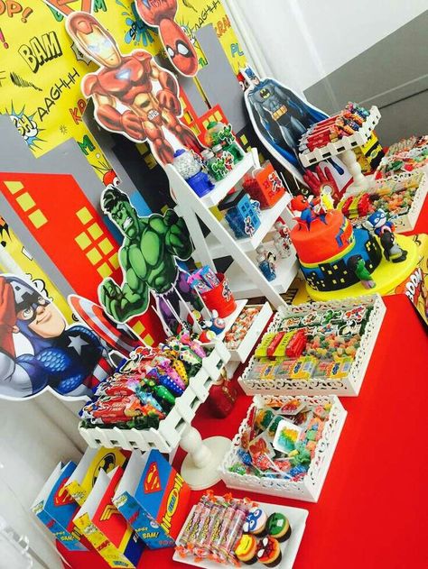 Superman Party, Marvel Birthday Party, Marvel Party, Avenger Birthday Party, Avengers Party, Avengers Birthday, Superhero Birthday Party, Lego Party, Snacks Für Party