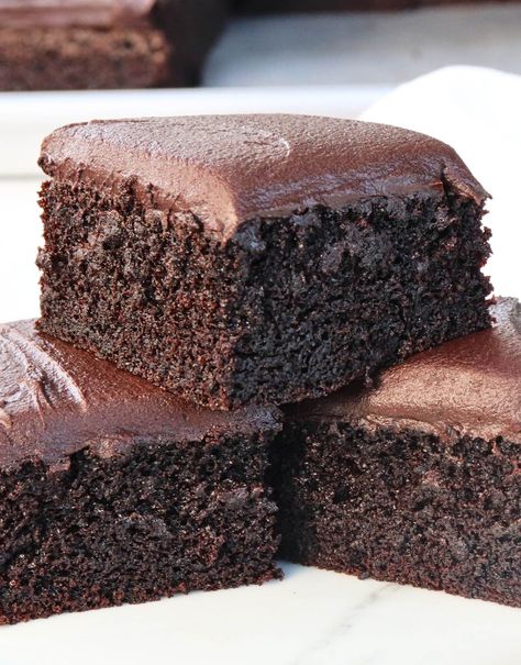 Moist Chocolate Sheet Cake - Cakes by MK Moist Chocolate Sheet Cake, The Best Chocolate Sheet Cake, Cakes By Mk, Soft Chocolate Cake, Chocolate Sheet Cake Recipe, Choc Cake, Chocolate Fudge Frosting, Chocolate Sheet Cake, Fudge Frosting