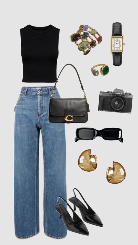 #vintage #outfitinspo #art Brunch Outfit 30s, Dressy Dinner Outfit Spring, Minimalist Business Casual Outfits, City Dinner Outfit Summer, Spring Outing Outfit, Modern Teacher Outfits Classy, Photographer Girl Aesthetic, Office Dinner Outfit Night, Summer Drinks Outfit