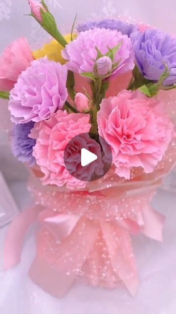 Crape Paper Roses Diy, Crape Paper Easy Flowers, Crap Paper Flower, Simple Paper Flower, Vishal Shekhar, Handmade Father's Day Gifts, Crepe Paper Flowers Diy, Paper Flowers Diy Easy, Trending Crafts