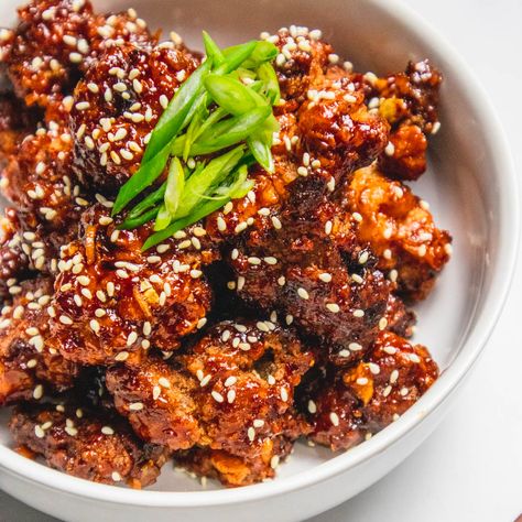 Korean Fried Chicken Recipe Cheap Asian Meals, Asian Fried Chicken, Fried Chicken Batter, Korean Fried Chicken Recipe, Great Sides, Chicken Batter, Pickled Foods, Cheap Dinner Ideas, Appetite Suppressants