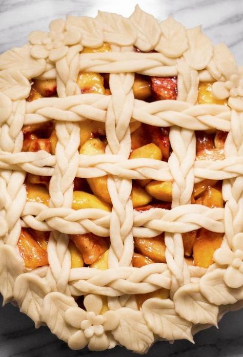 Peach Apple Pie, Apple Peach Pie, 1950s Cooking, Event Desserts, Yummy Pie, Peach Pie Recipes, Favorite Pie Recipes, Peach Recipes, Pie Pie