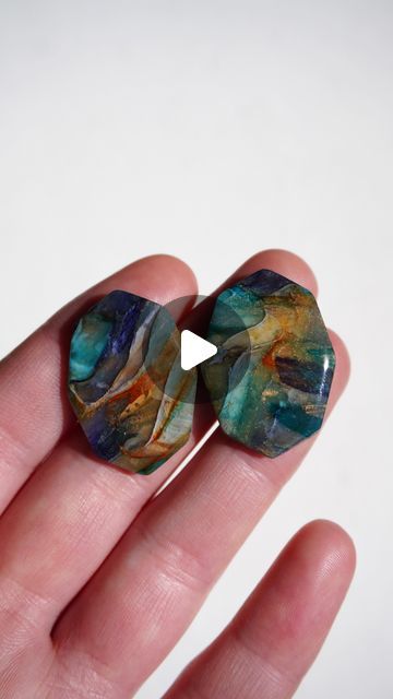 Alcohol Ink On Polymer Clay, Transparent Polymer Clay, Alcohol Ink Polymer Clay, Polymer Clay Earring Tutorial, Paint On Polymer Clay, Polymer Clay Jewelry Ideas, Polymer Clay Earrings Tutorial, Polymer Techniques, Polymer Clay Tutorials Free