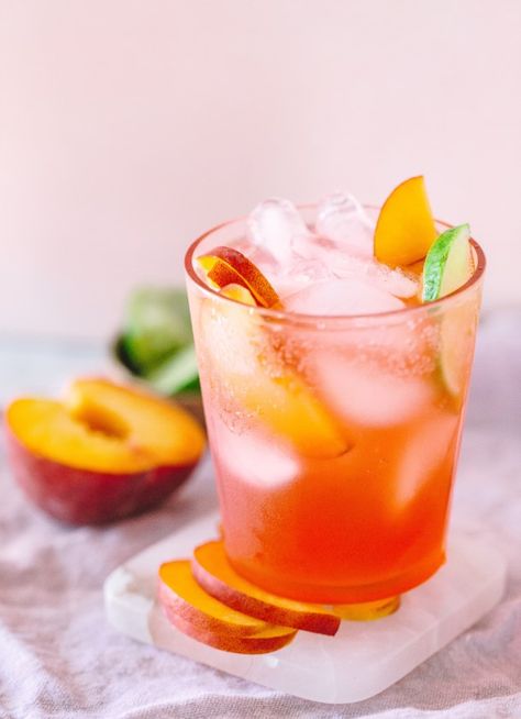 A bubbly, fresh Paloma is a perfect cocktail to enjoy during those dog days of summer (especially here in Charleston, let me tell you). My.. The post Juicy Peach Paloma appeared first on My Kitchen Little. Peach Paloma Cocktail, Paloma Recipe, Peach Cocktail, Peach Drinks, Liquid Sunshine, Paloma Cocktail, Mix Drinks, Juicy Peach, Cocktail Ideas