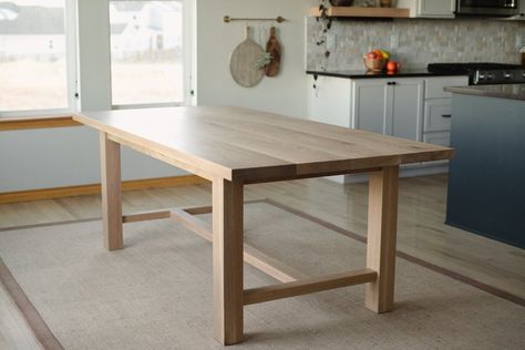 White Oak Farm Table, Diy White Oak Dining Table, Table Casa, Future Farmhouse, Kitchen Table Oak, White Oak Dining Table, Oak Dining Room Table, White Oak Table, Scandinavian Dining Table