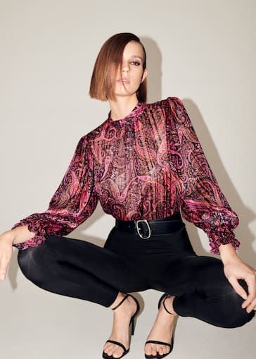 Fashion Lookbook Layout, Blouses 2023, Lookbook Layout, Paisley Print Blouse, Turtleneck Long Sleeve, Flowy Fabric, Fashion Lookbook, Print Blouse, Outfits Winter