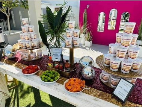 Maruchan Wedding, Maruchan Bar Wedding, Maruchan Station Party, Mini Bar Party Ideas, Mexican Snack Bar Wedding, Drink Set Up For Party Beverage Stations, Cup Of Noodles Bar For Party, Ramen Bar Party Ideas, Quince Snack Bar