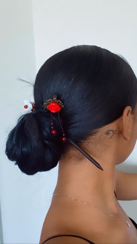 Chopstick Hair, Cute Curly Hairstyles, Hair Laid, Hair Reference, Baddie Hairstyles, Hair Sticks, Black Girls Hairstyles, Aesthetic Hair, Chopsticks