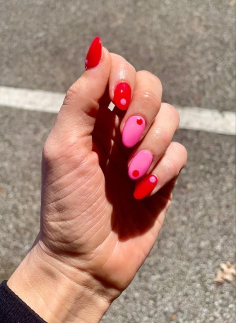 Red Pink Nail Designs, Nail Art Red And Pink, Red With Pink Nails, Simple Pink And Red Nails, Red And Pink Nails Design, Red Pink Black Nails, Summer Nails Red Pink, Red And Pink Nails Short, Half Pink Half Red Nails