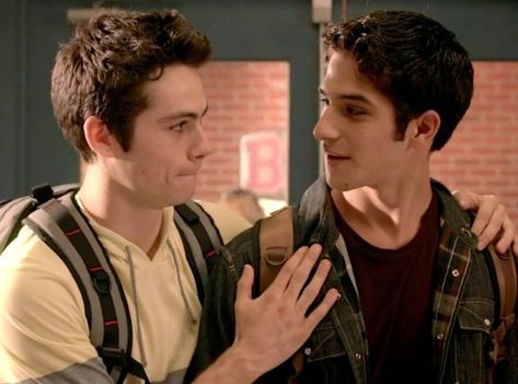 Music Crochet, Teen Wolf Werewolf, Teen Wolf Imagines, Teen Wolf Scenes, Scott And Stiles, Teen Wolf Scott, Teen Wolf Quotes, Teen Wolf Memes, Dylan Obrien