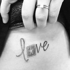 Army Wife Tattoos, Tattoo Ideas For Moms, Wife Tattoo, Tattoo For Boyfriend, Tattoo Fonts Cursive, Army Tattoos, Girls With Sleeve Tattoos, Military Tattoos, Army Wives