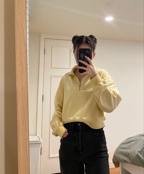 Winter Inspo Aesthetic, Quarter Zip Outfit, Yellow Top Outfit, Cropped Quarter Zip, Aesthetic Ootd, Space Buns, Black Jeans Women, Winter Inspo, Quarter Zip Sweatshirt