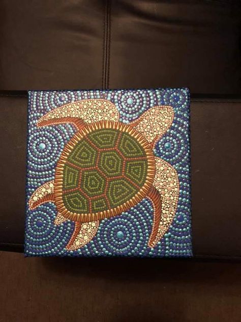 Aboriginal Art Dot Painting, Aboriginal Education, Lilo And Stitch Drawings, Seashell Painting, Stitch Drawing, Beachy Decor, Turtle Painting, Gcse Art, Dot Art Painting