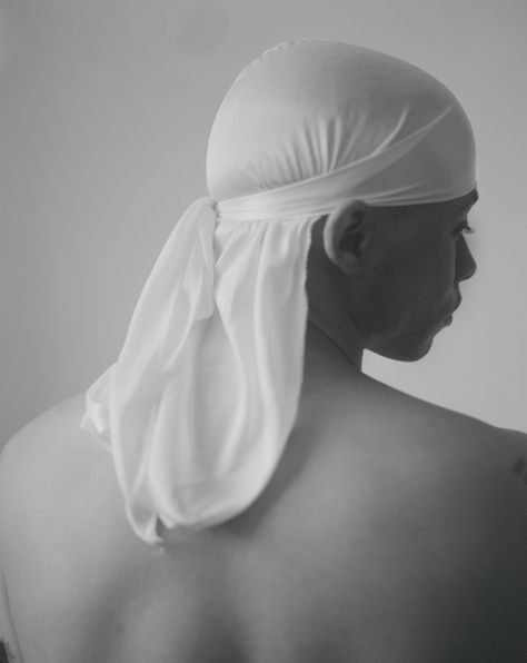 John Edmonds’s Luminous Images of Men in Do-Rags - The New Yorker Do Rags Men, Black Masculinity, Do Rag, Black Photography, Beanie Style, Gray Aesthetic, June 3rd, Man Images, Black Men Fashion