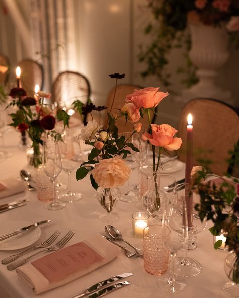 Bud vase details for Jo & Larry ✨🫶🏼 Heaps of dancing delicate stems in frilly glass bud vases, with masses of candles and tea lights 🌸🕯️ Florist - @studiofeverfew Venue - @kinhousewiltshire Photographer - @in_lovers_eyes Videography - @pittstopfilmsweddings HMU - @hmu_atelier Dress - @suzanneneville Stationery - @studioeden.co Stationery holders - @gaiavessels Candles - @candle_flair Glasses - @theluxecollectionuk Cake - @annalewiscakedesign Bud Vase Centrepiece, Lamp Wedding Centerpiece, Candles And Bud Vase Centerpiece, Candles And Bud Vases, Bud Vases Wedding Centerpiece, Vases Arrangements, Bud Vases Wedding, Bud Vases Arrangements, Bud Vase Centerpiece