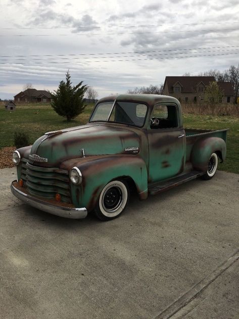 rat rod 1950 Chevrolet Pickup custom Sp2 Vw, Pickup Trucks Camping, Vintage Chevy Trucks, Trucks Lifted, Rat Rod Trucks, Casa Hobbit, Studebaker Trucks, Vintage Pickup Trucks, Rat Rods Truck