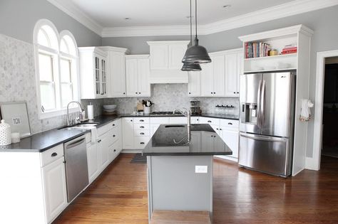 Tiles Painting, Kitchen Cabinets Grey And White, Kitchen With White Cabinets, Best Gray Paint, Best Gray Paint Color, Black Countertops, Grey Countertops, Gray Walls, Grey Paint Colors