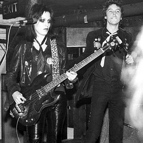 Gaye Advert and TV Smith of the Adverts performing at Dingwalls, London in 1977 Photo by Ian Dickson Gaye Advert, Patricia Morrison, Alternative Subcultures, 70s Punk, Rockstar Aesthetic, Punk Rock Bands, Punk Rocker, Joan Jett, Women In Music