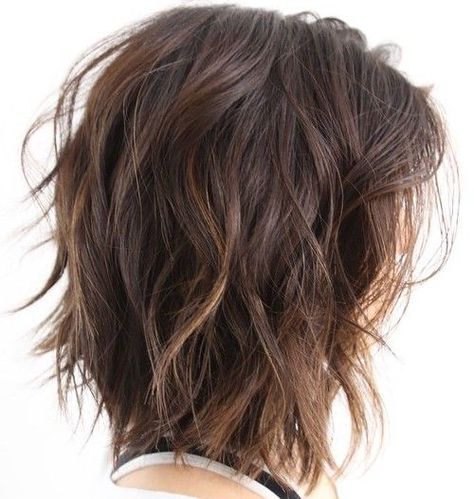 I like this but whenever I try it I feel like I look like I just rolled out of bed.  Shoulder-Length+Choppy+Wavy+Bob Medium Shaggy Hairstyles, Long Sleek Hair, Haircut Medium, Medium Shag Haircuts, Thick Wavy Hair, Tousled Hair, Bob Hairstyles For Thick, Layered Bob Hairstyles, Natural Wavy Hair