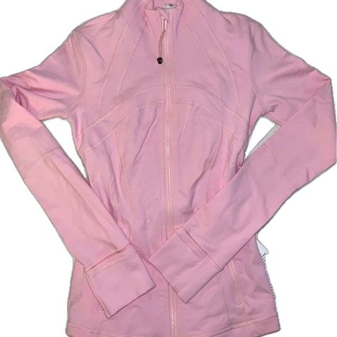 Lululemon Strawberry Milkshake Define Lulu Outfits, Short Puffer Jacket, Street Jacket, Lululemon Pink, Lululemon Outfits, Define Jacket, Strawberry Milkshake, Lululemon Jacket, Cute Preppy Outfits