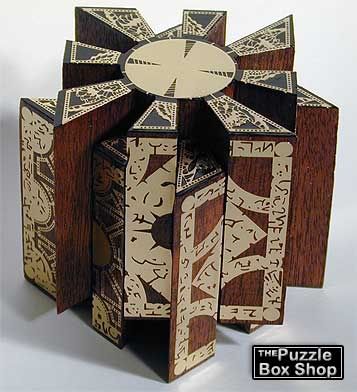 ooh. goosebumps :) Chinese Puzzle Box, Lament Configuration, Japanese Puzzle Box, Japanese Puzzle, Puzzle Boxes, Cube Puzzle, Puzzle Box, Halloween Haunt, Wood Boxes