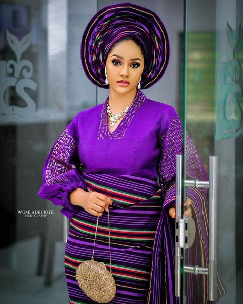 Yoruba Bride, Nigerian Traditional Wedding, Best Gowns, Bridal Attire, Aso Ebi Styles, Aso Oke, Traditional Attire, Evening Dresses Elegant, African Wedding