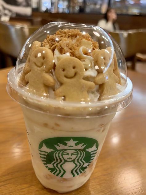 Starbucks Drinks Asethic, Hot Chocolate Starbuck, Starbucks Holiday Drinks Aesthetic, Starbucks Drinks Asthetic Pic, Starbucks Frappe Aesthetic, 2am Thoughts, Starbucks Aesthetic, Japanese Food Illustration, Fueled By Coffee