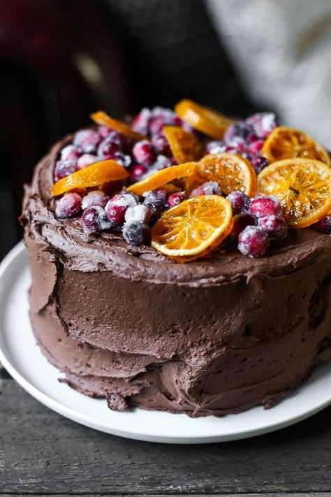 Chocolate Cranberry Clementine Cake {gluten-free} Clementine Cake, Traditional Christmas Cake, Gluten Free Holiday Recipes, Cranberry Cake, Gluten Free Holiday, Christmas Cake Recipes, Gluten Free Cakes, Cake Chocolate, Christmas Chocolate