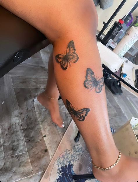 Fye Tattoos, Butterfly Leg Tattoos, Calf Tattoos For Women, Cute Tattoos On Wrist, Hand Tattoos For Girls, Cute Hand Tattoos, Pretty Hand Tattoos, Neck Tattoos Women, Butterfly Tattoos For Women