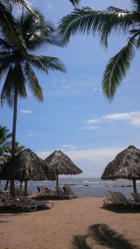 El Salvador Beaches, Salvadorian Aesthetic, El Salvador Beach, El Salvador Aesthetic, Salvador Culture, El Salvador Culture, El Salvador Travel, Countries To Visit, Latin American