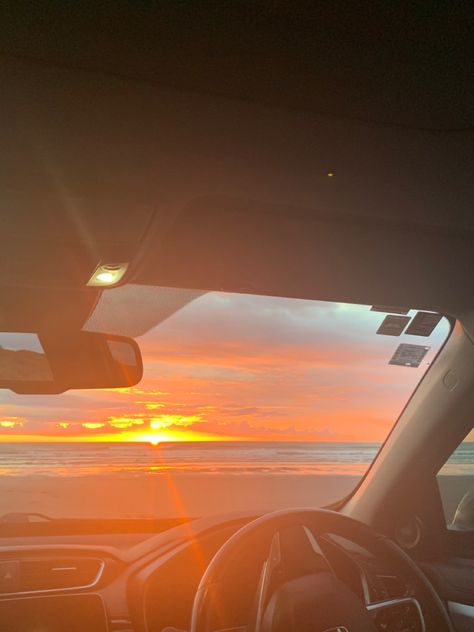 Car Beach Pictures, Car Drive Aesthetic Day, Beach Drive Aesthetic, Car Ride Aesthetic Sunset, Car Beach Aesthetic, Summer Drives Aesthetic, Sunset Date Aesthetic, Driving Sunset Aesthetic, Beach Car Aesthetic