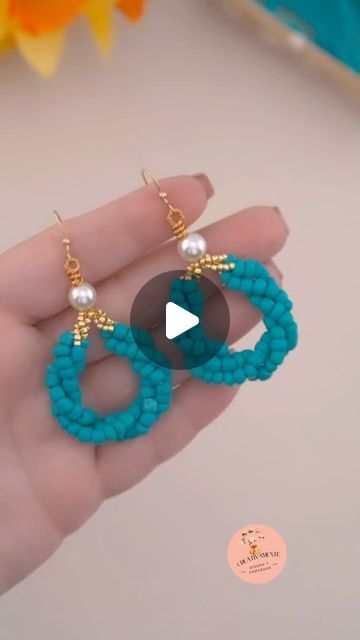 Boho Earrings Diy, Diy Earrings Tutorial, Hoop Earrings Diy, Turquoise Bead Earrings, Diy Jewelry Earrings, Beaded Earrings Tutorials, Beaded Earrings Diy, Handmade Jewelry Tutorials, Earring Making