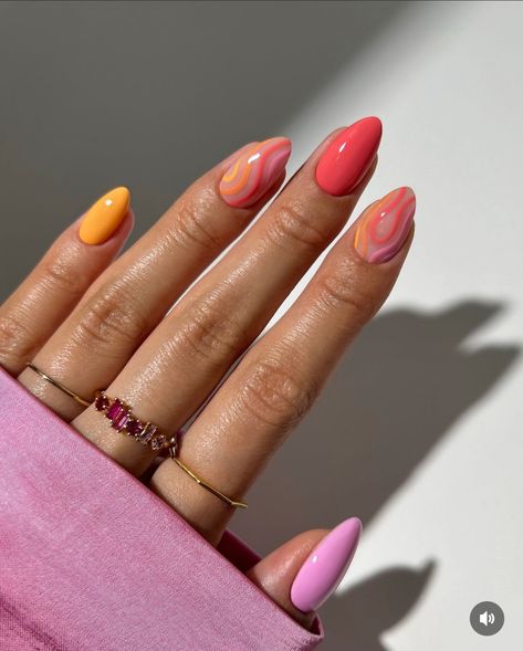 Full Color Nails, Uñas Ideas, Sunset Nails, Sunset Gradient, August Nails, Summery Nails, Cute Gel Nails, Short Acrylic Nails Designs, Festival Nails