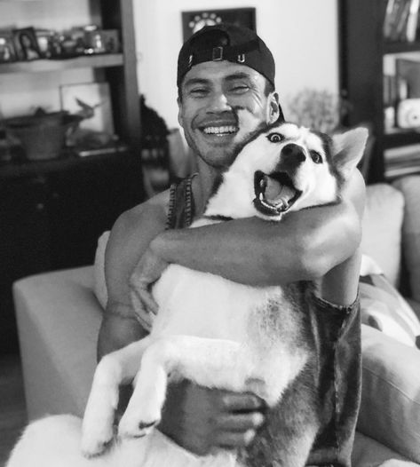 Martin Sensmeier, Native American Actors, Handsome Male Models, Indian Men, Long Flight, Professional Men, Loki Thor, Inspo Board, Inappropriate Jokes