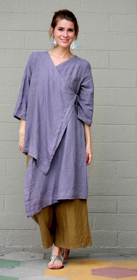 BRYN WALKER Linen Lagenlook  ZENA TUNIC Long Artsy Duster Top,LUNA Lagenlook Patterns, Bryn Walker, Lagenlook Style, Artsy Outfit, Artsy Style, Linen Fashion, Funky Outfits, Advanced Style, Linen Tunic