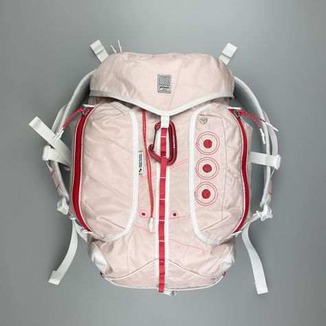 backpacks and more (@pilsok) • Світлини та відео в Instagram Air Bags, Workwear Brands, There She Goes, Apocalyptic Fashion, April 4, Sewing Lessons, Air Bag, Big Bags, Types Of Bag