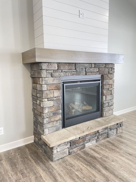 Shiplap Rock Fireplace, White Ledger Stone Fireplace, Stone Fireplace Insert, Rock Fireplace With Shiplap, Stone Fireplace Modern Farmhouse, Fusion Stone Fireplace, Half Rock Fireplace, Fireplace Shiplap And Stone, Shiplap And Rock Fireplace