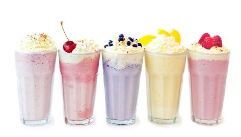 These delicious milkshake recipes include 18 varieties of milkshakes based on one basic recipe. That's over two weeks of different milkshakes each night! Fruit Milkshake Recipe, Milkshake Ideas, Healthy Milkshake Recipes, Yummy Milkshake Recipes, Fruit Milkshake, Cookies And Cream Milkshake, Juice Menu, Banana Jam, Milkshake Flavours