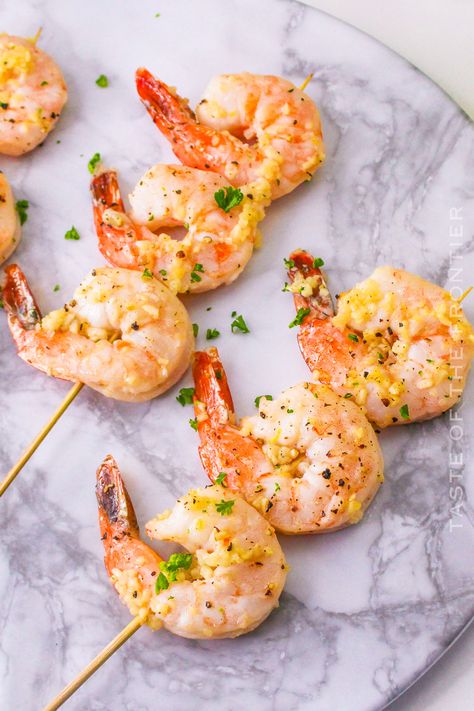 Shrimp Kabobs In The Oven, Shrimp Skewers In Oven, Quick Easy Dinner Cheap, Lake Snacks, Oven Roasted Shrimp, Oven Baked Shrimp, Shrimp In The Oven, Recipe For Shrimp, Dinner Favorites