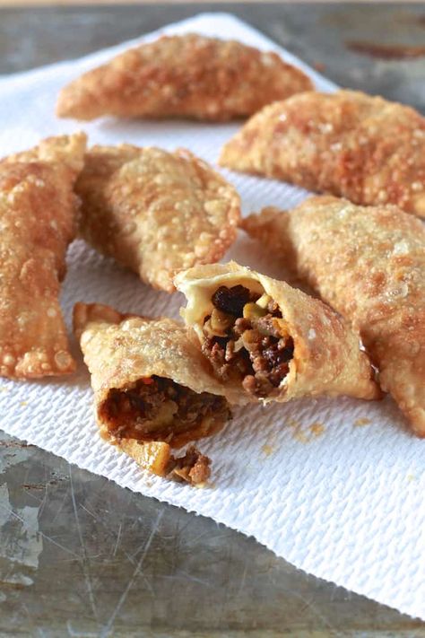 Pastelillos de Carne (Puerto Rican Meat Turnovers) with Homemade Pastelillo Dough Recipe | Pastelillos de carne are a Puerto Rican street food staple. This recipe is made with a homemade dough and flavor-packed beef filling. | The Noshery Vegetable Shortening, Puerto Rican Dishes, Puerto Rico Food, Boricua Recipes, Meat Pies, Colombian Food, Homemade Dough, Spanish Dishes, Hispanic Food